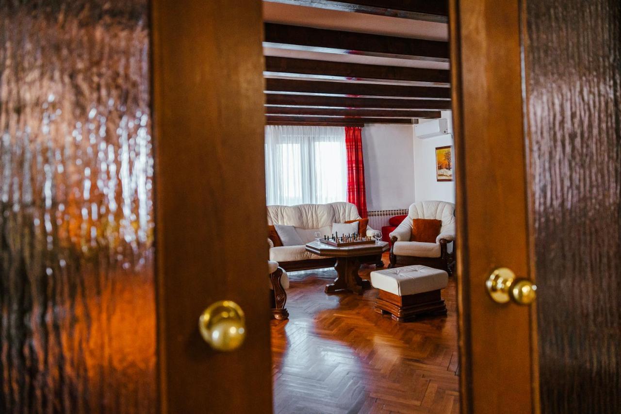 Lika Story Apartment Йосипдол Екстериор снимка