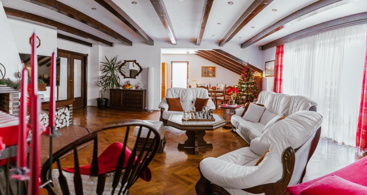 Lika Story Apartment Йосипдол Екстериор снимка