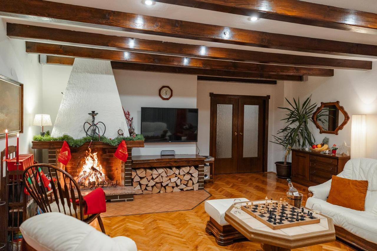 Lika Story Apartment Йосипдол Екстериор снимка